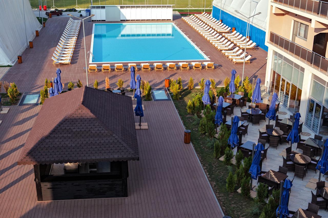 Premium Wellness Institute Hotel Bucharest Exterior photo